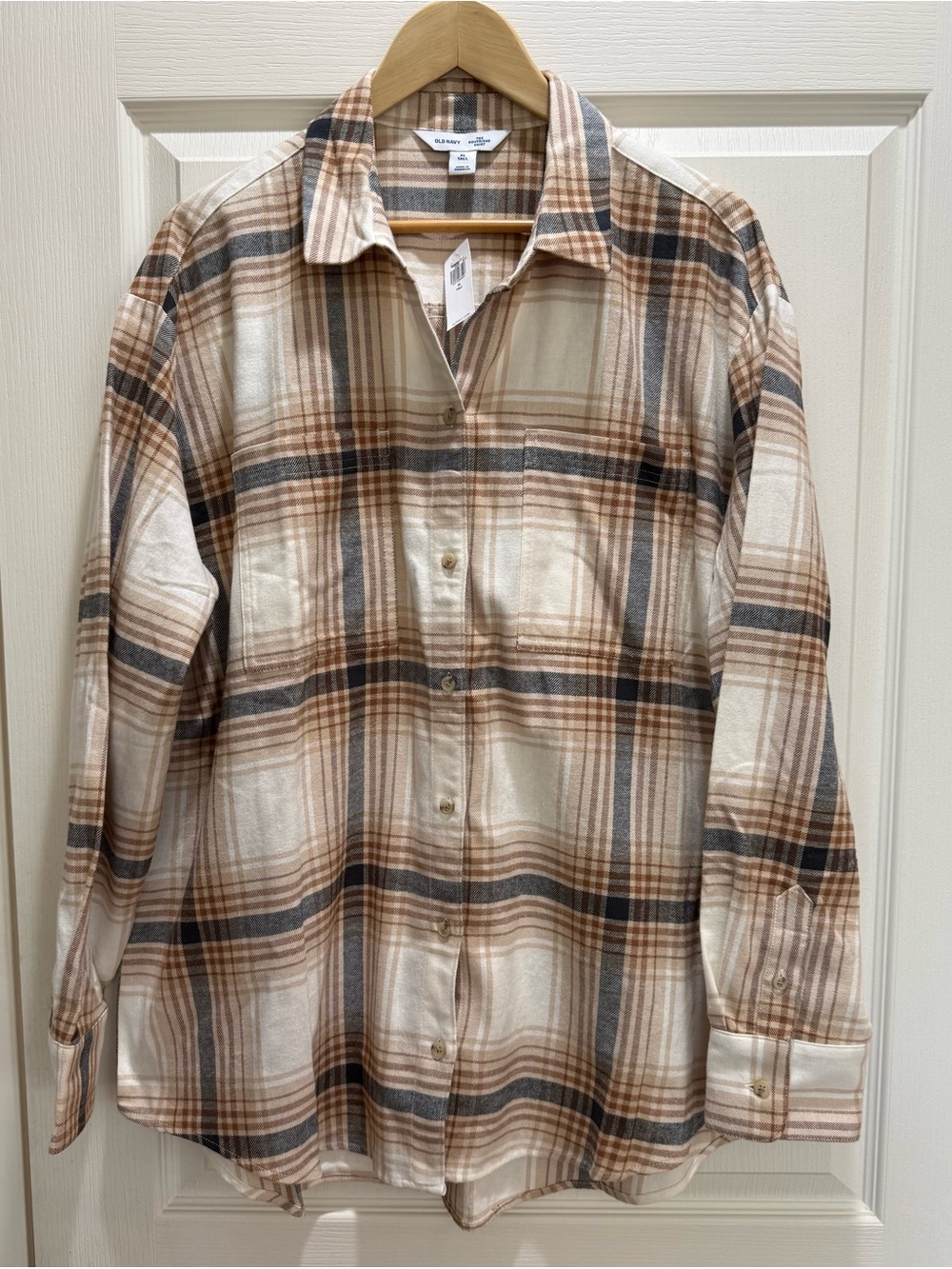 Old Navy Women's Cream and Brown Plaid Button-Up Shirt size XL Tall NWT